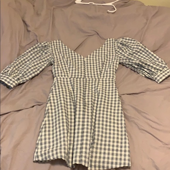 Puffy sleeve urban outfitters mini dress - Picture 2 of 5